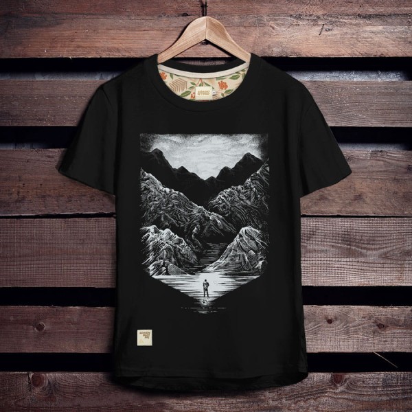 koszulka-czlowiek-i-gory-czarna.jpg