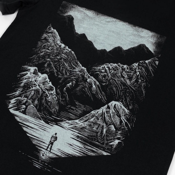 koszulka-czlowiek-i-gory-czarna.jpg